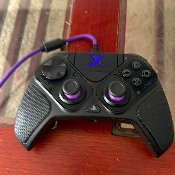 Victrix ps5 controller - Picture 1 of 10
